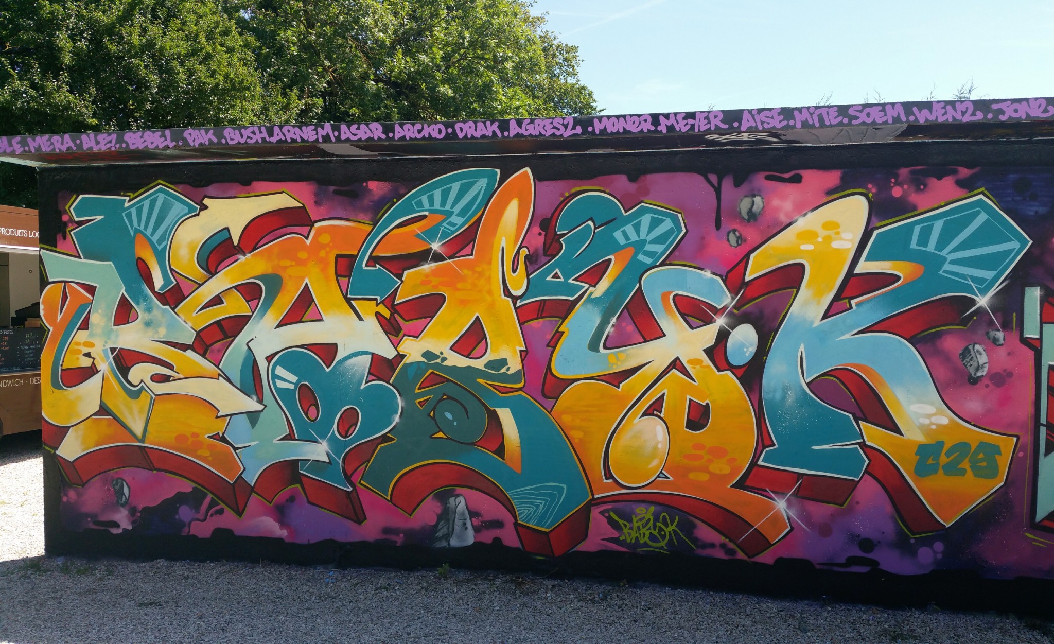 Graffitizm.Mantes la ville 2015